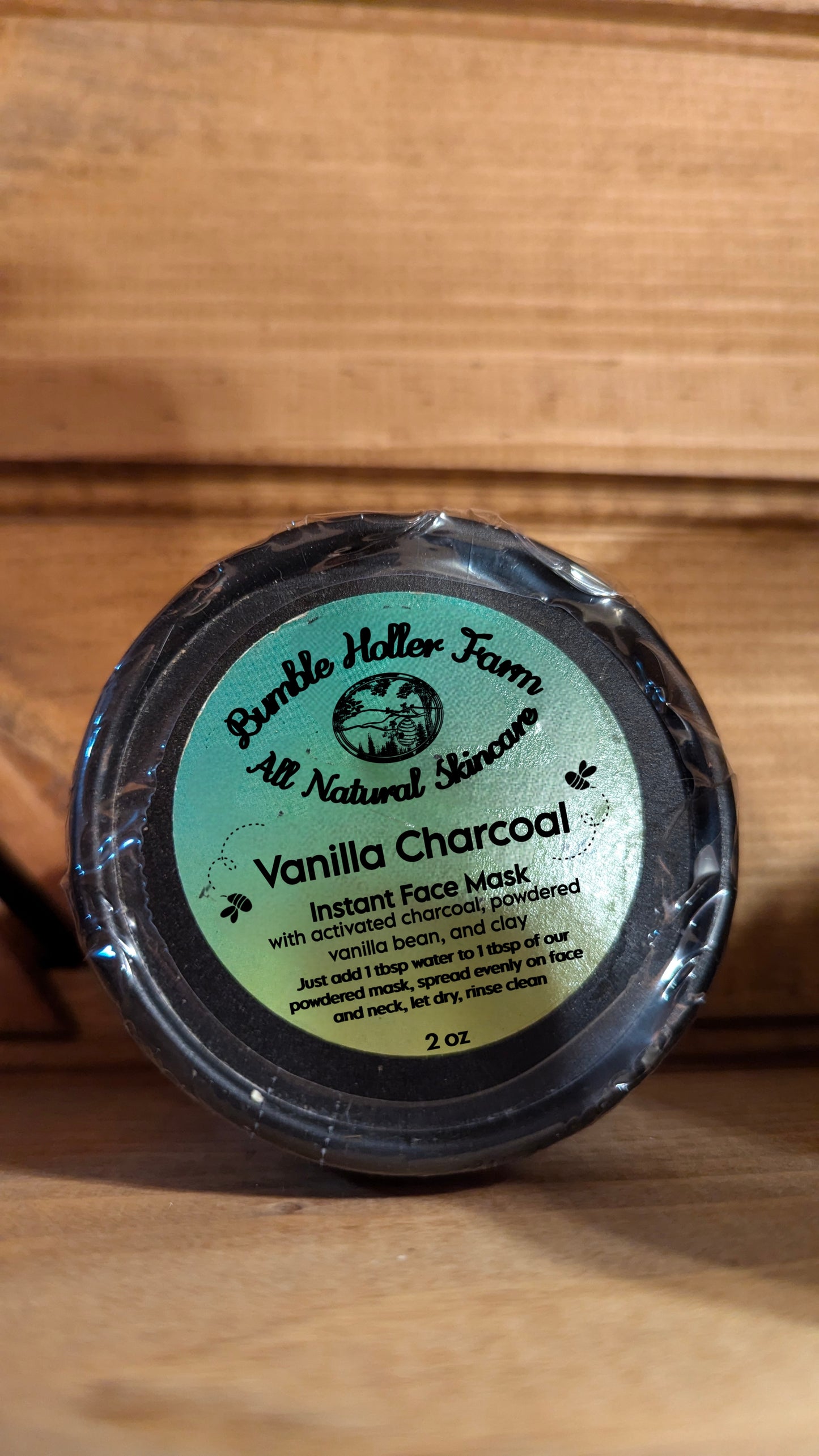 Vanilla Charcoal Instant Face Mask